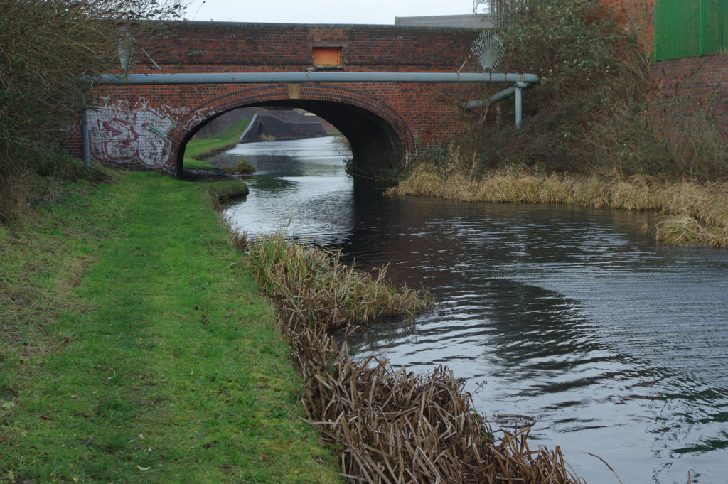 Hadley Bridge Wednesbury Old Canal Stephen McKay Cc By Sa 2 0