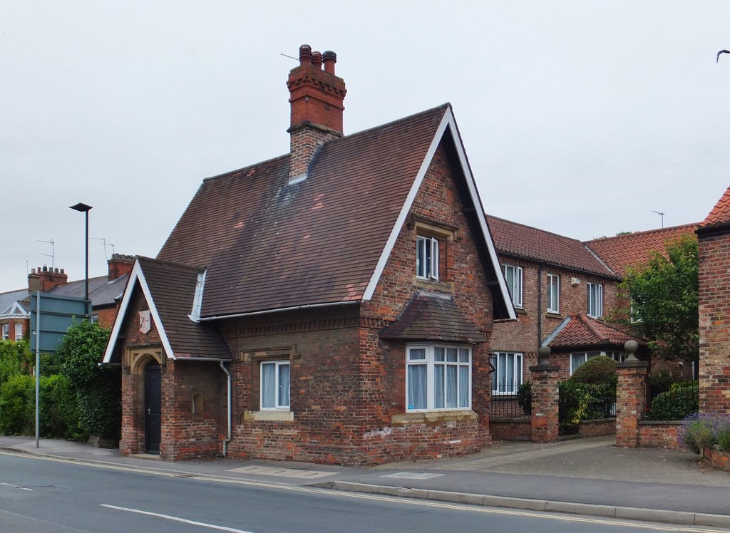 York Road Beverley Yorkshire Bernard Sharp Cc By Sa Geograph