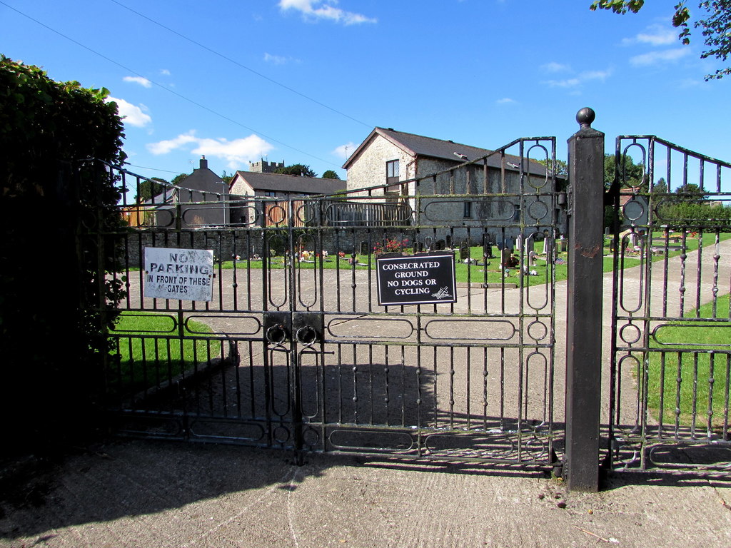 Burial Ground Entrance Gates Rock Road Jaggery Cc By Sa