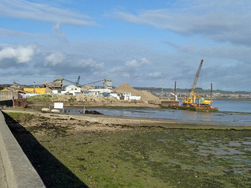 Kendalls Wharf Portsmouth Robin Webster Cc By Sa Geograph