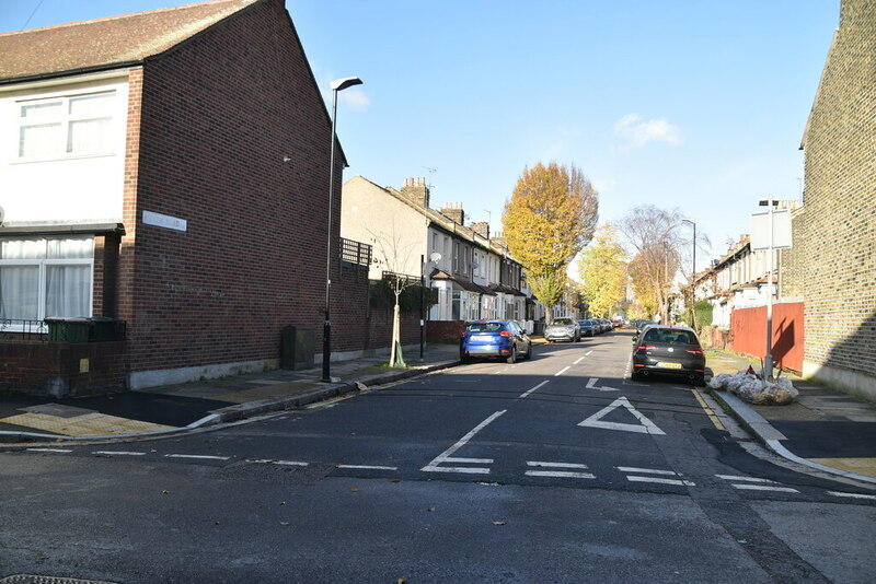 Meath Rd N Chadwick Cc By Sa 2 0 Geograph Britain And Ireland