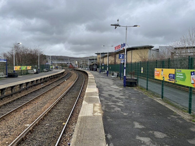 Accrington Railway Station Lancashire Nigel Thompson Cc By Sa 2 0