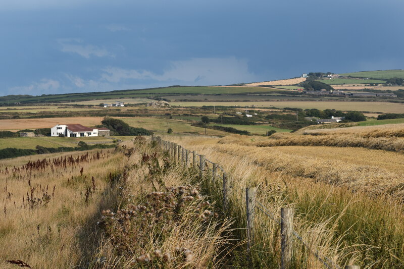 Fields Above Abercastle Simon Mortimer Cc By Sa 2 0 Geograph