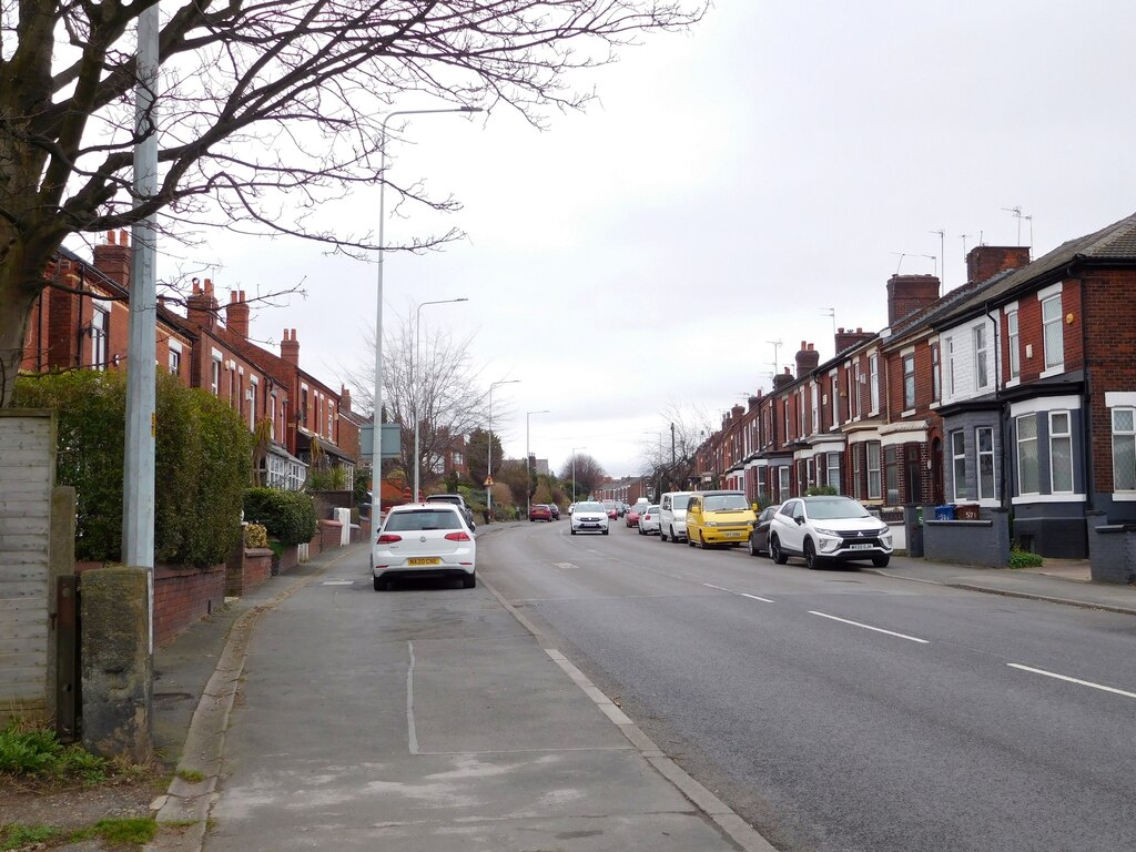 Stockport Road West Gerald England Cc By Sa 2 0 Geograph Britain