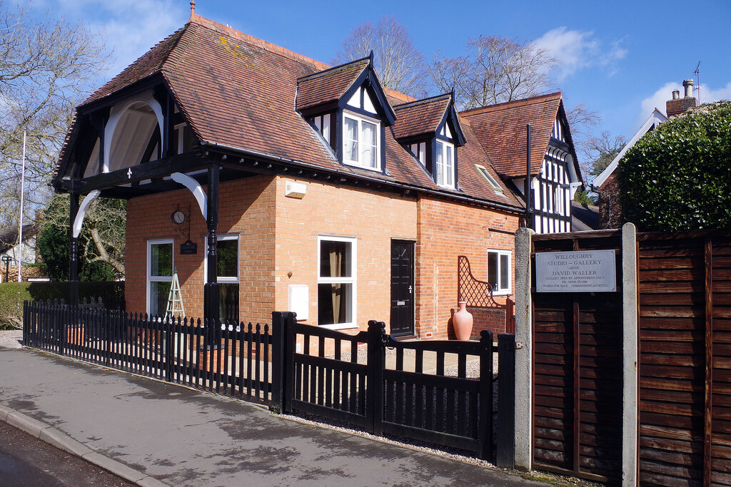 Willoughby Lodge Woodhall Spa Stephen Mckay Cc By Sa Geograph