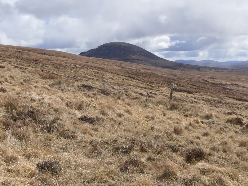 Ruined Fence On Beinn A Mhadaidh Richard Webb Cc By Sa