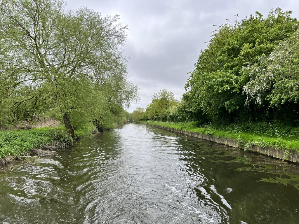 Grand Union Canal Andrew Abbott Cc By Sa 2 0 Geograph Britain And