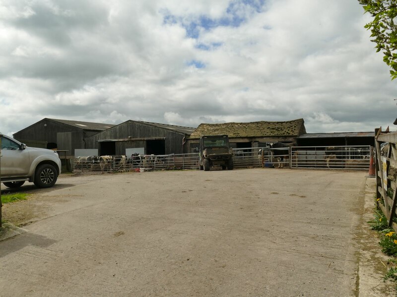 Dairy Farm In Clifton Stephen Craven Cc By Sa 2 0 Geograph Britain