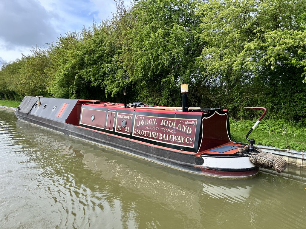 Manchuria On The Grand Union Canal Andrew Abbott Cc By Sa 2 0