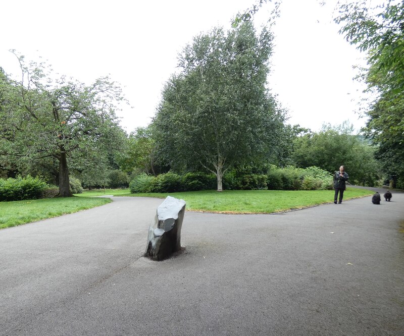 Glacial Erratic In Vernon Park Gerald England Cc By Sa