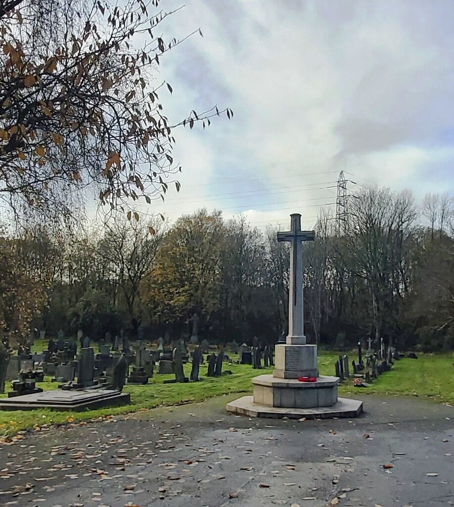 War Memorial Lower Ince Cemetery Anthony Parkes Cc By Sa 2 0