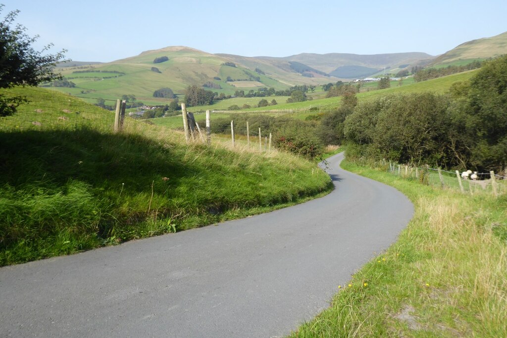 Road Descending To Tyn Y Ffridd Philip Halling Cc By Sa