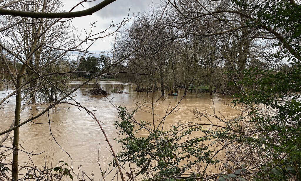 River Avon And Floodplain Warwick Robin Stott Cc By Sa