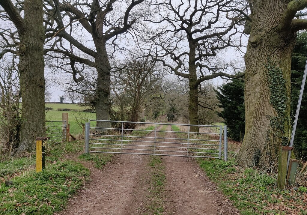 Gate Along Hollies Lane At Park Attwood Mat Fascione Cc By Sa 2 0