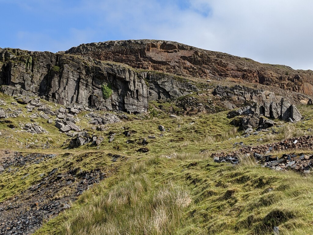 The Walls Of Foel Gron Quarry David Medcalf Cc By Sa Geograph