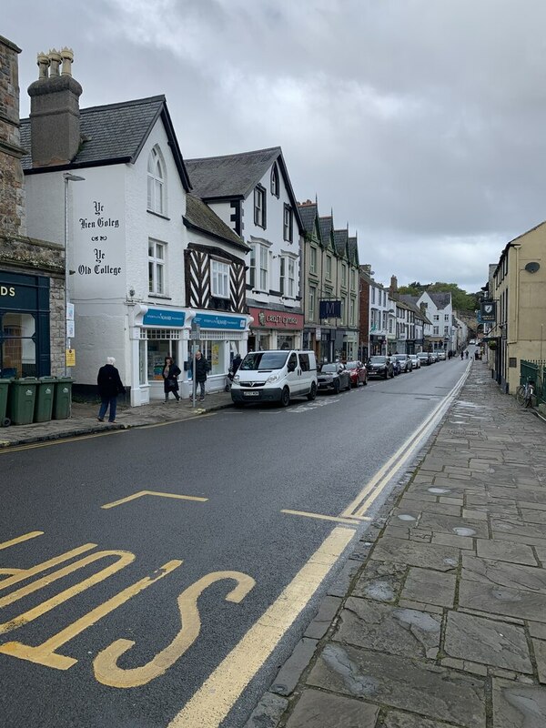 Castle Street Conwy Richard Hoare Cc By Sa Geograph Britain