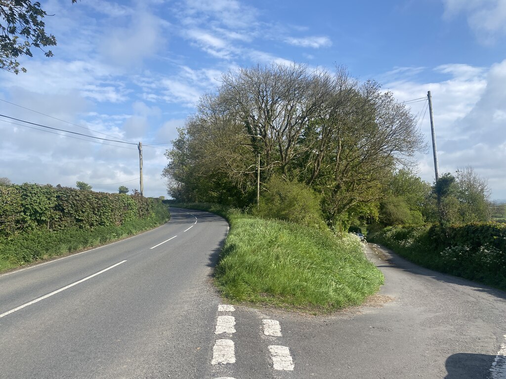 Road Junction Near Ffos Y Teilwr Alan Hughes Cc By Sa Geograph