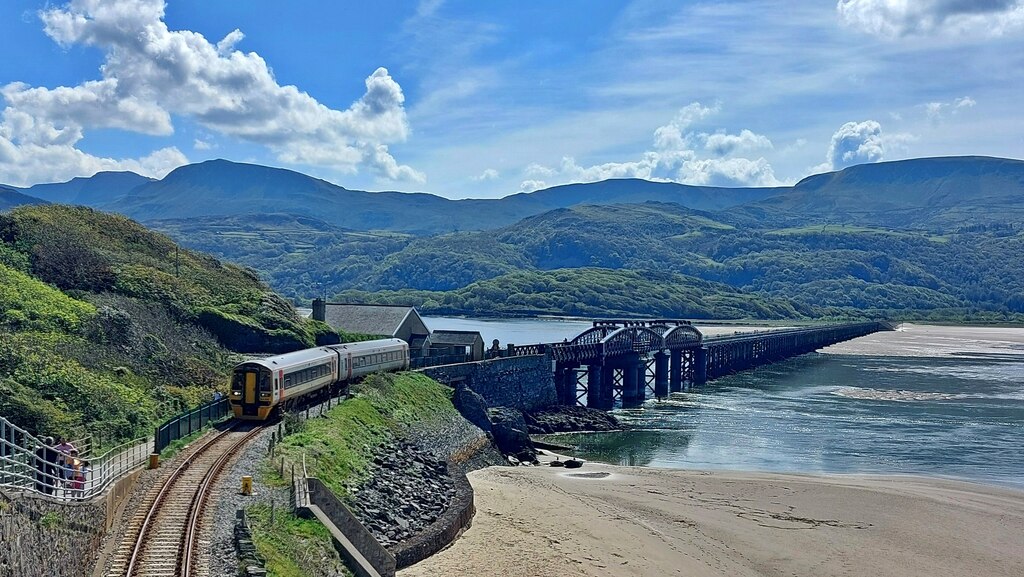 Barmouth Bridge Mark Percy Cc By Sa Geograph Britain And Ireland