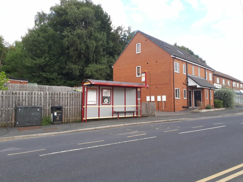 Bus Stop On Haigh Wood Road Stephen Craven Cc By Sa 2 0 Geograph