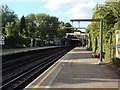 TQ0885 : Ickenham tube station, platforms by Oxyman