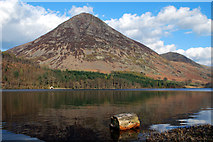 NY1520 : Crummock Water, Lanthwaite Wood and Grasmoor by Andy Parkes