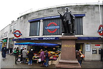 TQ2771 : Statue of Edward VII outside Tooting Broadway Underground Station by N Chadwick