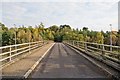 SU4217 : Bracken Place road passes over the M27 by Peter Facey