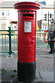 George V Postbox, Newtown Post Office