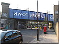 "Camden Lock" railway bridge