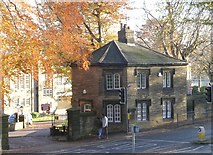 SE1535 : Lodge - Bradford Grammar School - Keighley Road by Betty Longbottom