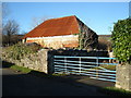 Rusty barn, on Headborough Road, Westabrook