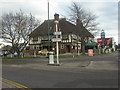 The Broadway, Castle Lane