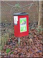 Dog waste bin in Broome Manor Lane