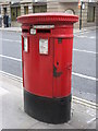 Victorian postbox, Moorgate / Great Swan Alley, EC2