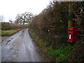 ST5708 : Melbury Osmond: postbox № DT2 191, Pimperne by Chris Downer