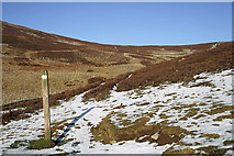 NT4131 : A footpath marker post by Walter Baxter