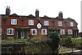 Almshouses, Yalding