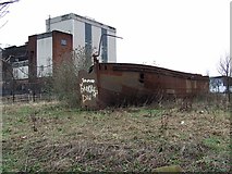 NS5966 : Rusting hull by Thomas Nugent