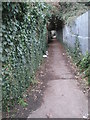 Footpath from King George V playing Fields to Cow Lane