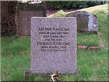 SD3389 : Arthur Ransome's Grave, Rusland Church. by Lakeland Ramblers