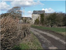 SS9769 : Farmyard and barn on Frampton Lane near Llantwit Major. by Mick Lobb