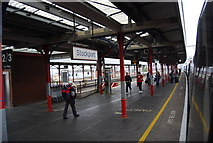 SJ8989 : Platform 2 & 3 Stockport Station by N Chadwick