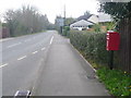 SU0808 : Verwood: postbox № BH31 79, Manor Road by Chris Downer