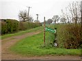 Footpath sign near Hatfield Woodhouse