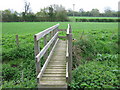 Footbridge near Sparks Hall Farm