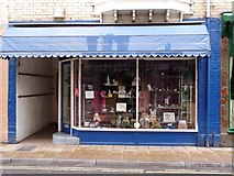 SS5247 : Poppy’s Gifts, No. 22 St. James’s Place, Ilfracombe. by Roger A Smith