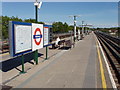 Perivale Underground Station, Central Line