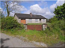 N2498 : Unoccupied bungalow at Fihoragh by Oliver Dixon