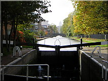 TQ3683 : The Hertford Union Canal from the top lock by Kenneth Yarham