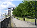 Thameside walkway, Isle of Dogs